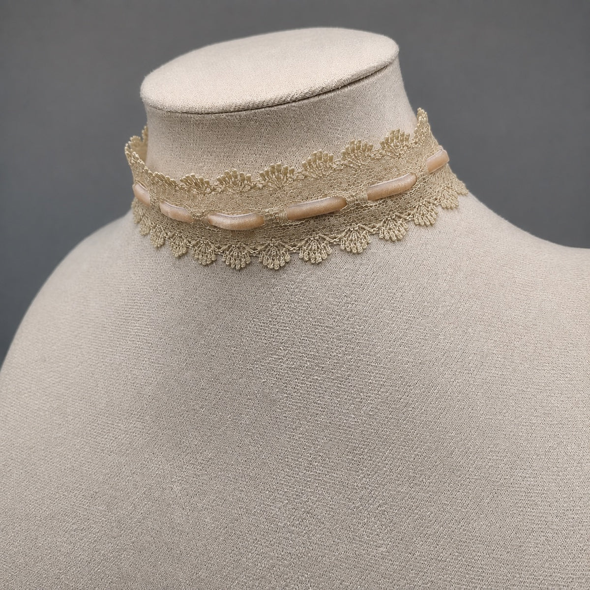 Rosie Cream Daisy Lace Choker with Blush Velvet Ribbon